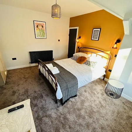 Park Mount Residences - Luxury 3 Bedroom Flat In With Free Parking アパート