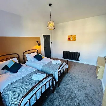 Park Mount Residences - Luxury 3 Bedroom Flat In With Free Parking Apartment Leeds (West Yorkshire)