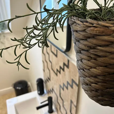 Park Mount Residences - Luxury 3 Bedroom Flat In With Free Parking * リーズ