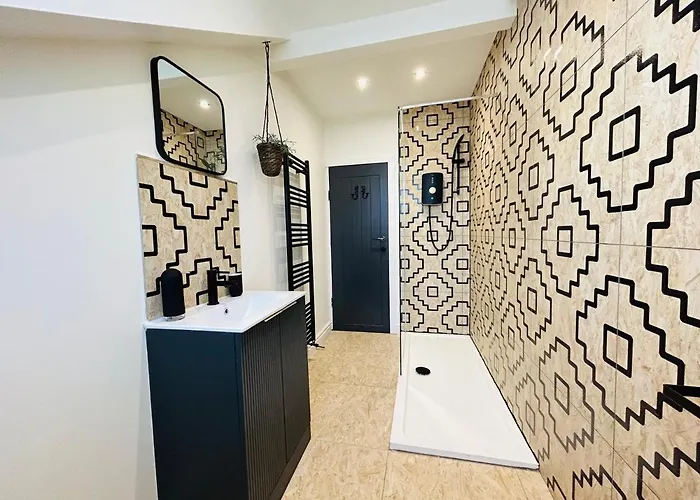 Park Mount Residences - Luxury 3 Bedroom Flat In With Free Parking Appartement *