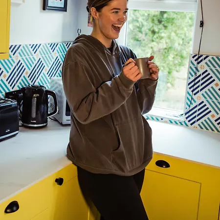 Park Mount Residences - Luxury 3 Bedroom Flat In With Free Parking *